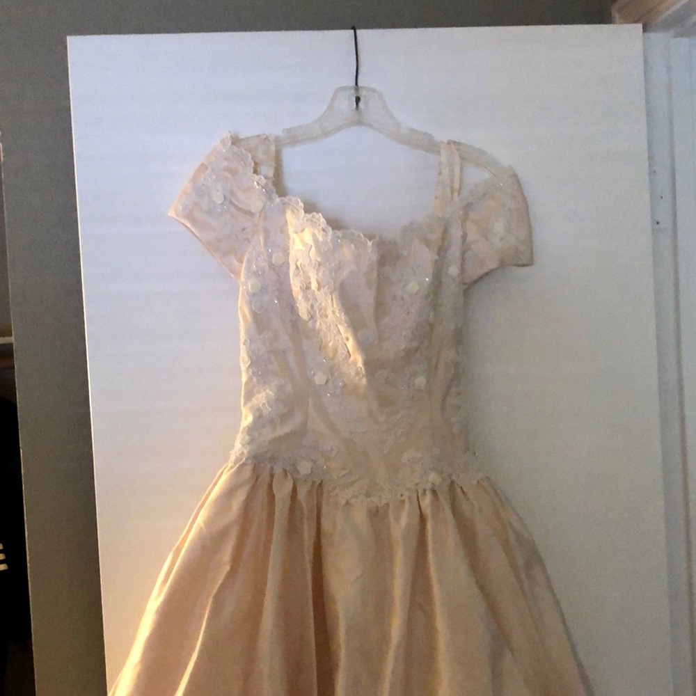 Champagne Wedding Dress, Bridal Galleria. Size 4.